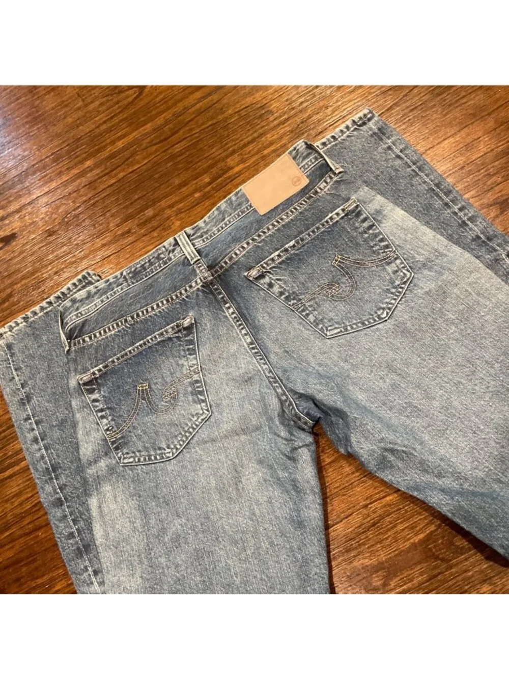 AG Matchbox Slim Straight Jean 32x33 Medium Wash Distressed Stretch AG-Ed Denim